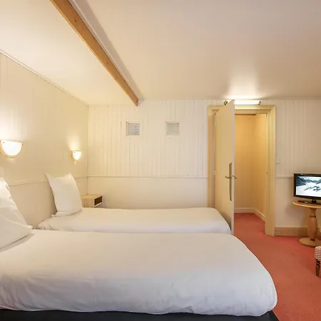 Otel La Croix Blanche 2*