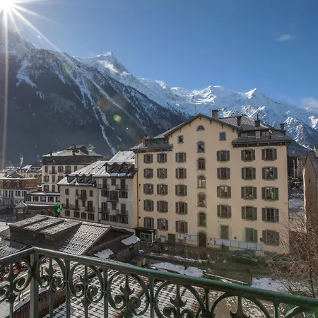 La Croix Blanche 2*