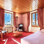 Hotel La Croix Blanche 2*