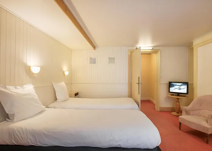 فندق La Croix Blanche 2*