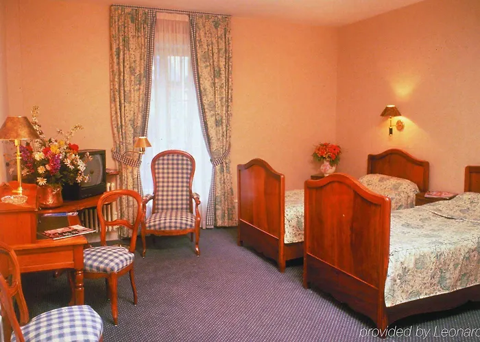 Hotel La Croix Blanche 2*